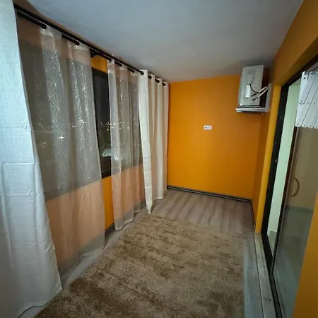 Perfect In Apartment *